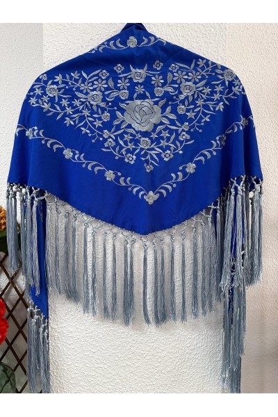Mantoncillo de flamenca azulón, gris CASTAÑO, flecado a mano, borlón