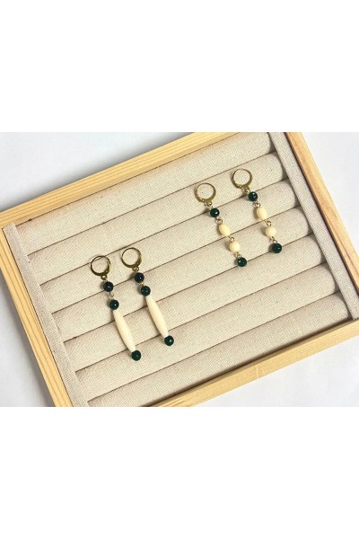 Pendientes dorados CRIOLLA BOLITAS, hueso, verde. Hipoalergénico