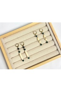 Pendientes dorados CRIOLLA BOLITAS, hueso, verde. Hipoalergénico