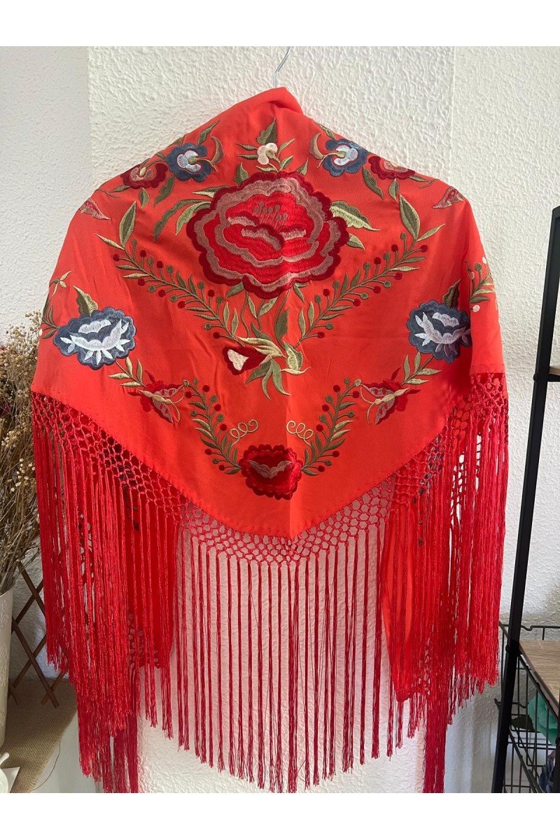 Mantoncillo de flamenca JÁNDULA coral, crespón, flecado a mano Mantoncillo de flamenca JÁNDULA coral, crespón, flecado a mano