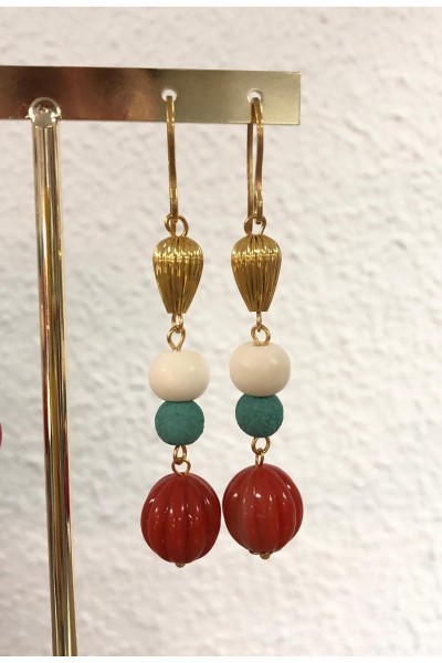Pendientes dorados GITANILLA resina hueso, coral,turquesa. Hipoalerg