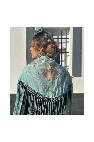 Mantoncillo ROSALEDA verde jabonoso y dorado, flecado artesanal
