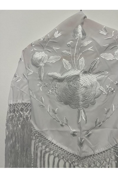 Mantoncillo ROSALEDA blanco, crespón, flecado artesanal