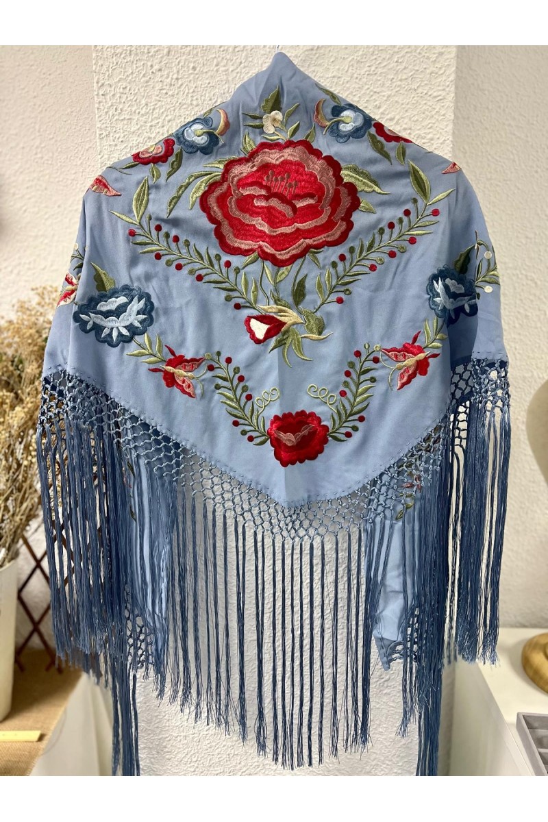 Mantoncillo de flamenca JÁNDULA azul celeste, crespón, flecado a mano Mantoncillo de flamenca JÁNDULA azul celeste, crespón, flecado a mano
