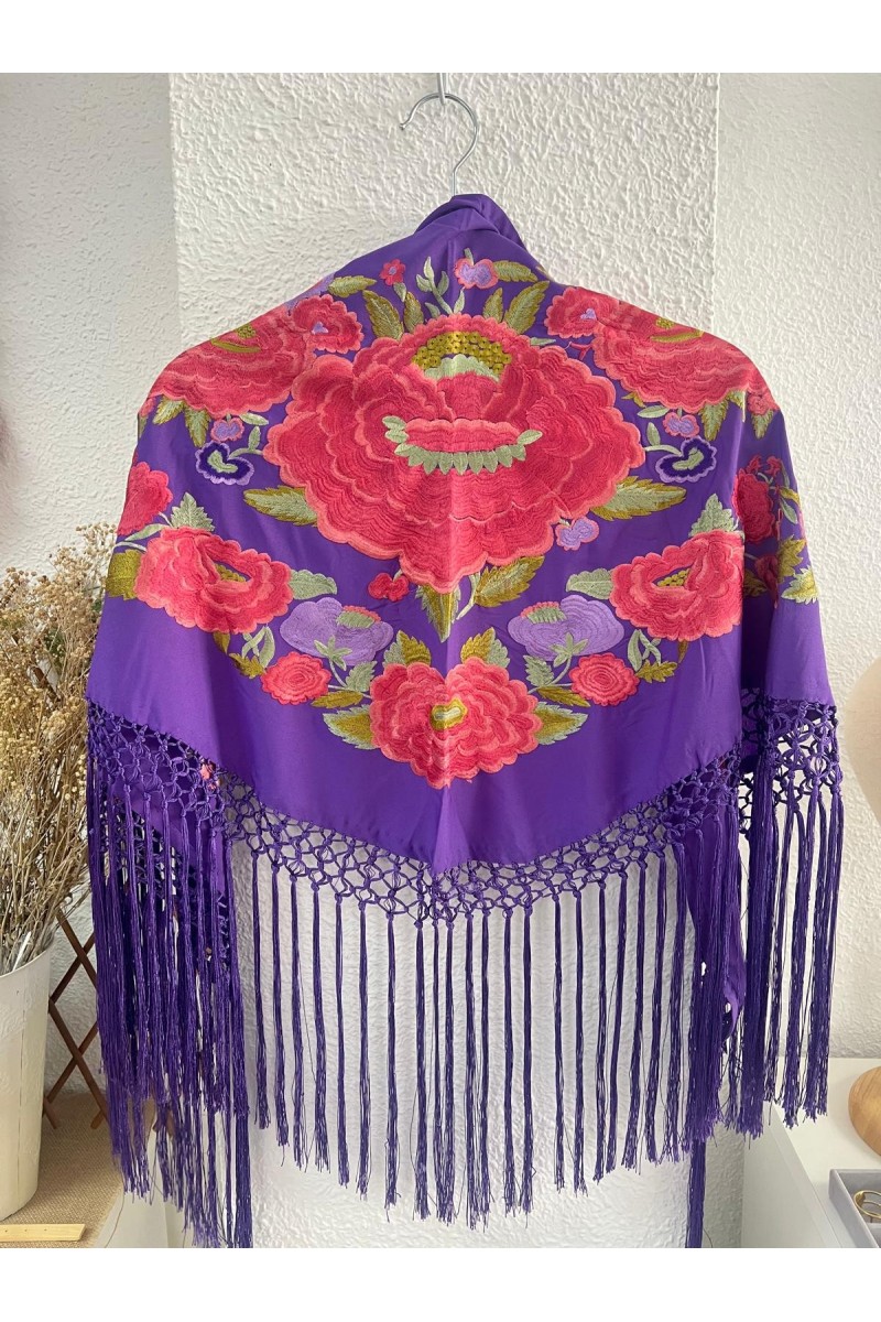 Mantoncillo de flamenca ROSETÓN morado y coral, flecado artesanal