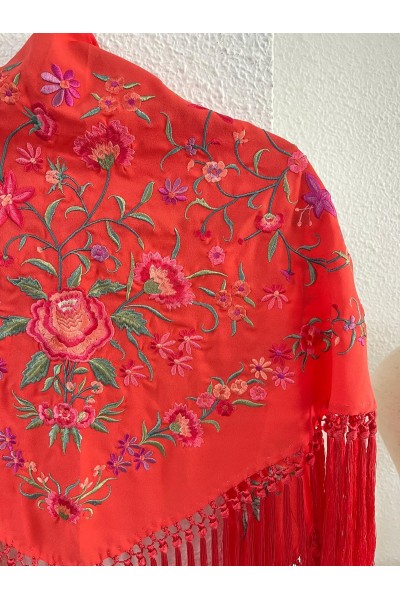 Mantoncillo de flamenca CINTA coral, flecado artesanal