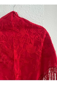 Mantoncillo de flamenca MARINA rojo al tono, batista de seda, borlones