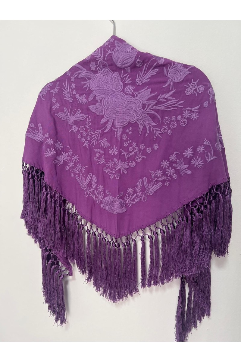 Mantoncillo de flamenca REVUELO malva al tono, artesanal borlón Mantoncillo de flamenca REVUELO malva al tono, artesanal borlón