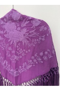 Mantoncillo de flamenca REVUELO malva al tono, artesanal borlón
