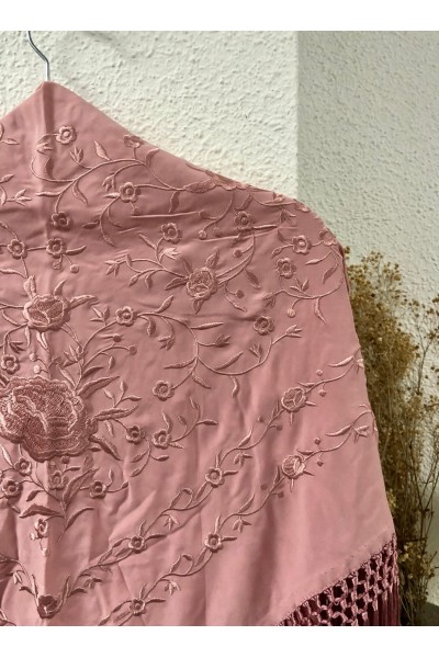 Mantoncillo PERALTA rosa nude, flecado esterilla, fleco extra largo !!