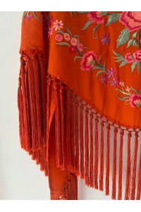 Mantoncillo de flamenca CINTIA naranja, crespón seda, flecado a mano
