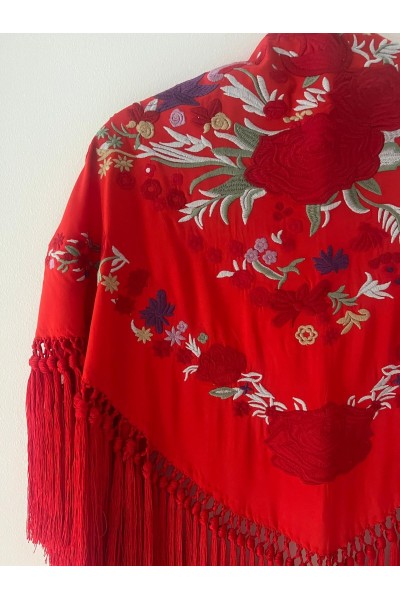 Mantoncillo REVUELO, rojo, bordado rojo, algodón, flecado a mano