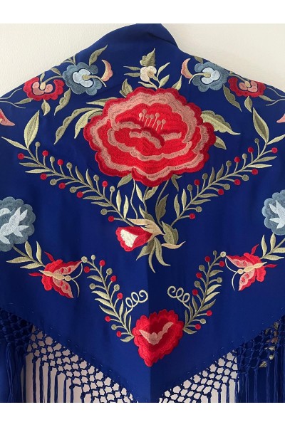 Mantoncillo de flamenca JÁNDULA azulón, bordado rojo, azul, crespón