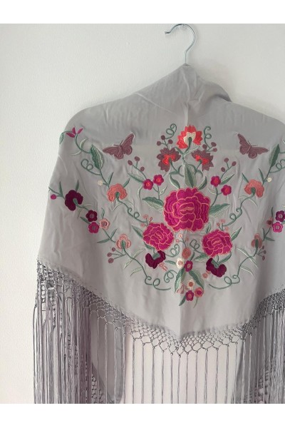 Mantoncillo de flamenca SANTANA gris y rosa