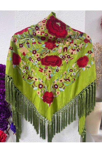 Mantoncillo de flamenca ROSASROJAS verde oliva, flecado borlones