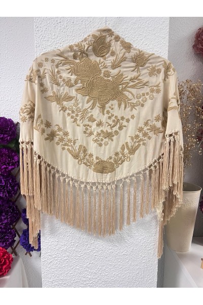 Mantoncillo de flamenca REVUELO beige tostad al tono, artesanal borlón