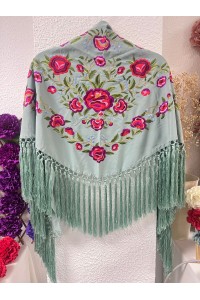 Mantoncillo PEONITA, verde jabonoso, bordados rojos, verdes, seda