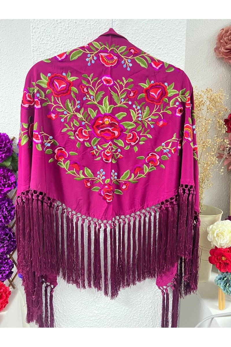 Mantoncillo PEONITA, malva oscuro bordados rojos, verdes, seda