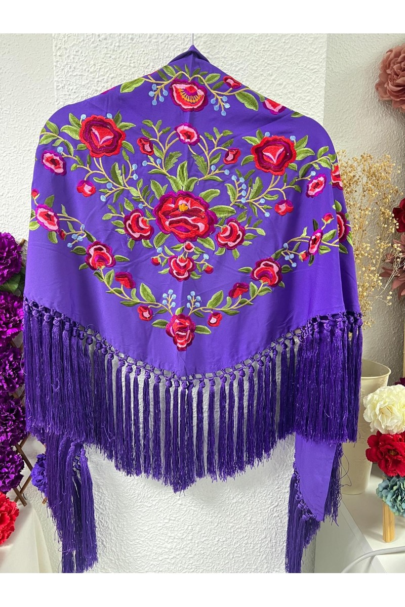 Mantoncillo PEONITA, morado bordados rojos, verdes, seda