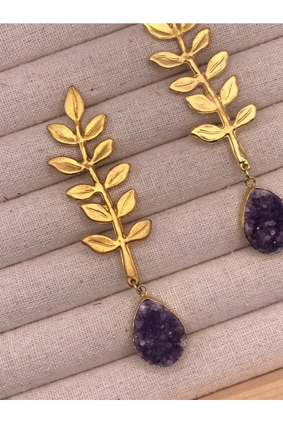 Pendientes MORERA dorado mate, chapado oro, lágrima piedra morado