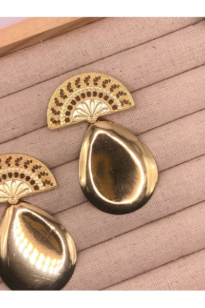 Pendientes ABANICOS dorados, cabezal abanico calado y lágrima dorada,