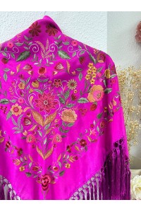 Mantoncillo PUREZA buganvilla, seda, flecado borlón