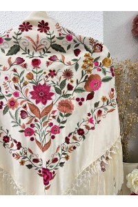 Mantoncillo PUREZA blanco roto, seda, flecado borlón