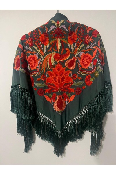 Mantoncillo LEGADO verde botella, seda, flecado borlón