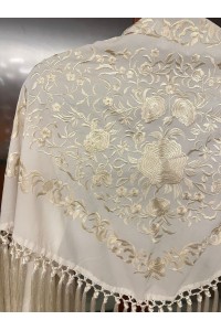Mantoncillo de flamenca ANDALUCÍA blanco roto al tono con borlones