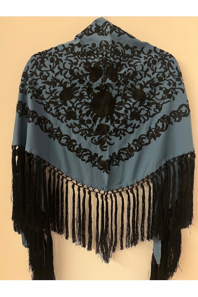 Mantoncillo de flamenca ANDALUCÍA bicolor azul ducado/negro  borlones
