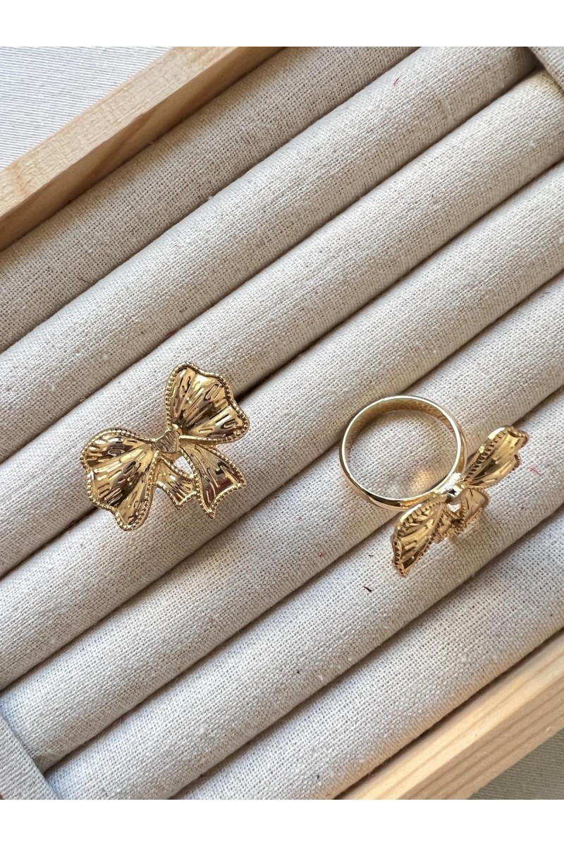 ANILLO de mantoncillo LAZO aro mediano dorado