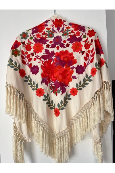 Mantoncillo de flamenca ALBOREÁ beige, flecado artesanal