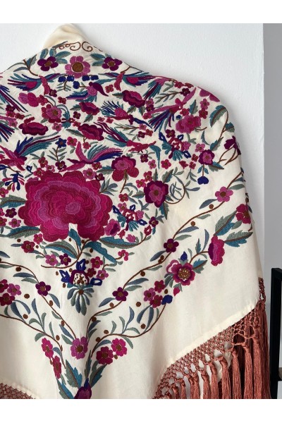Mantoncillo de flamenca PARAISO beige, flecado artesanal