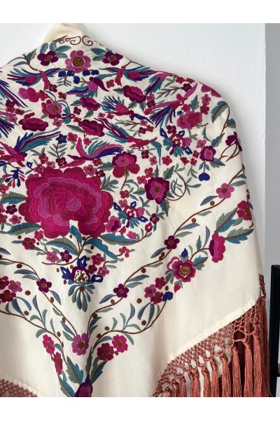 Mantoncillo de flamenca PARAISO beige, flecado artesanal