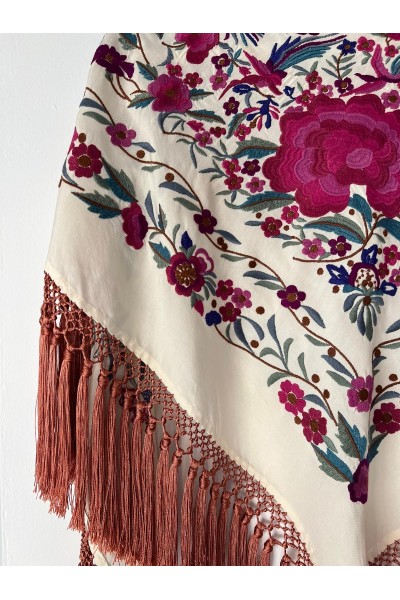 Mantoncillo de flamenca PARAISO beige, flecado artesanal