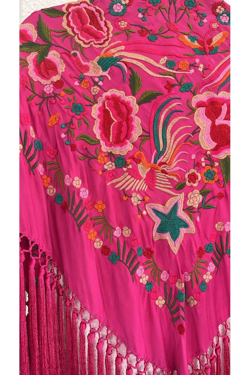 Mantoncillo ESPERANZAS fucsia colores vivos Mantoncillo ESPERANZAS fucsia colores vivos