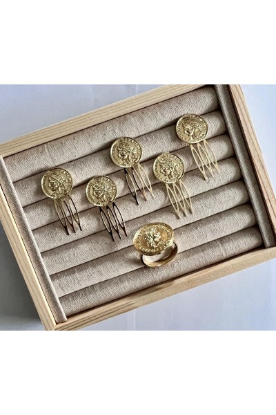 Peinecillo MONEDA pequeña dorada